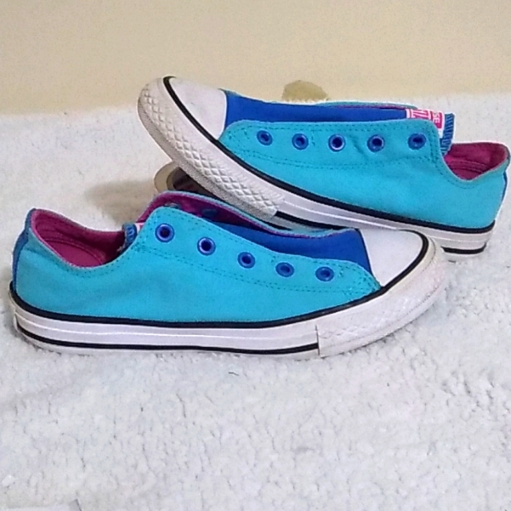 Converse Teal and Blue slip on shoe